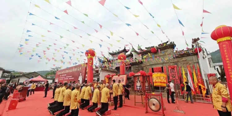Journey to Traditional Chinese Culture: Spring Festival Group, Yang Gong’s Birthday Group, 3-day and 3-night event, a millennium feng shui event to investigate the classics of the Chinese teacherv